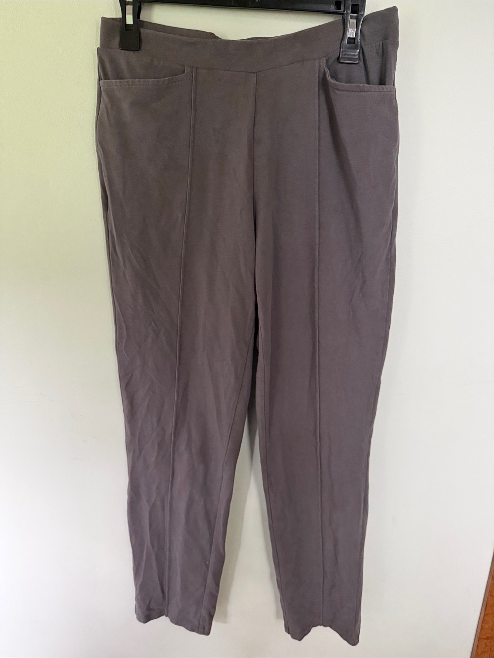 Susan Graver Weekend Gray Straight-Leg Pants Size Small